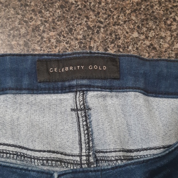 Skinny Jeans - Picture 3 of 4